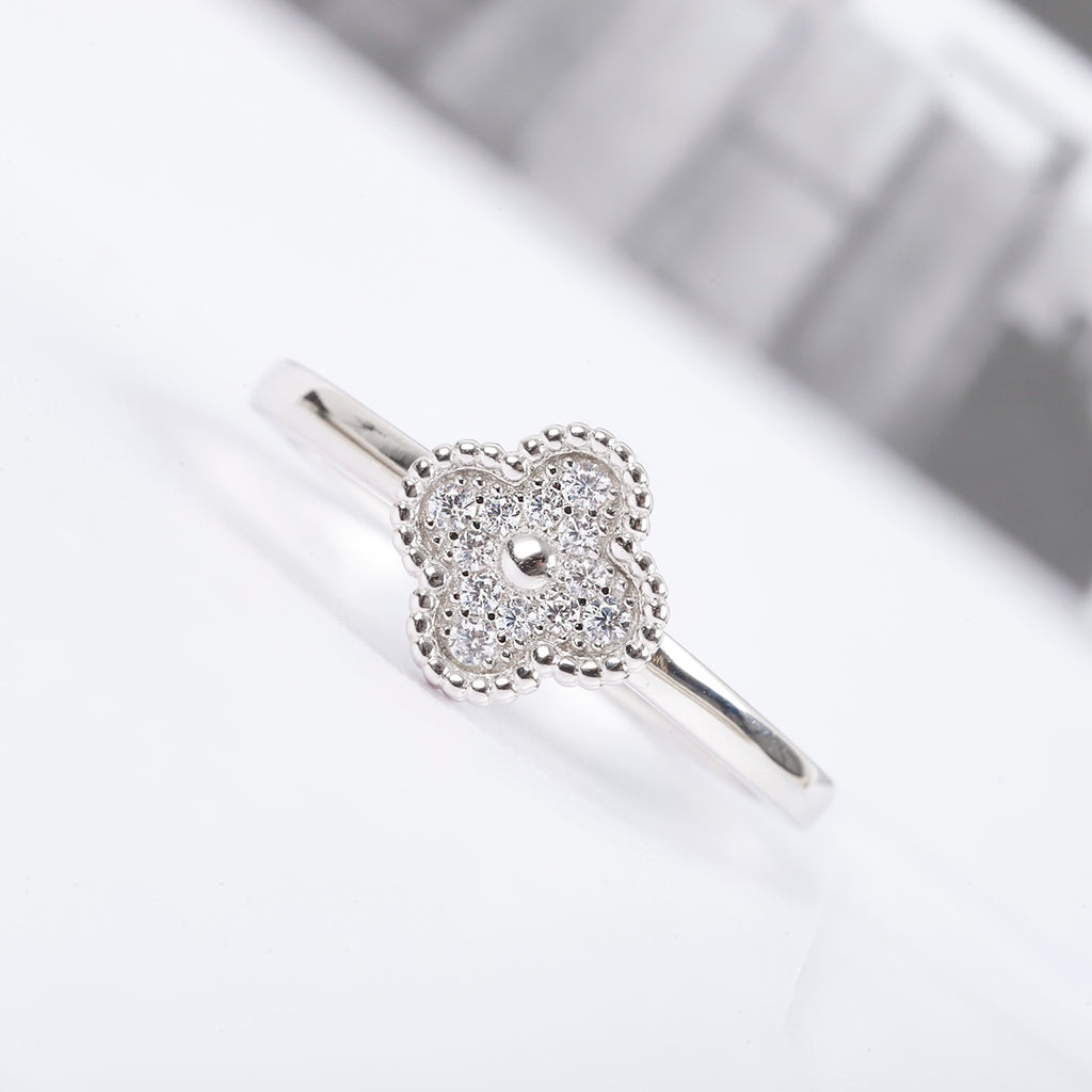 Mini Pavé Four-Leaf Clover Ring |Top Tier |