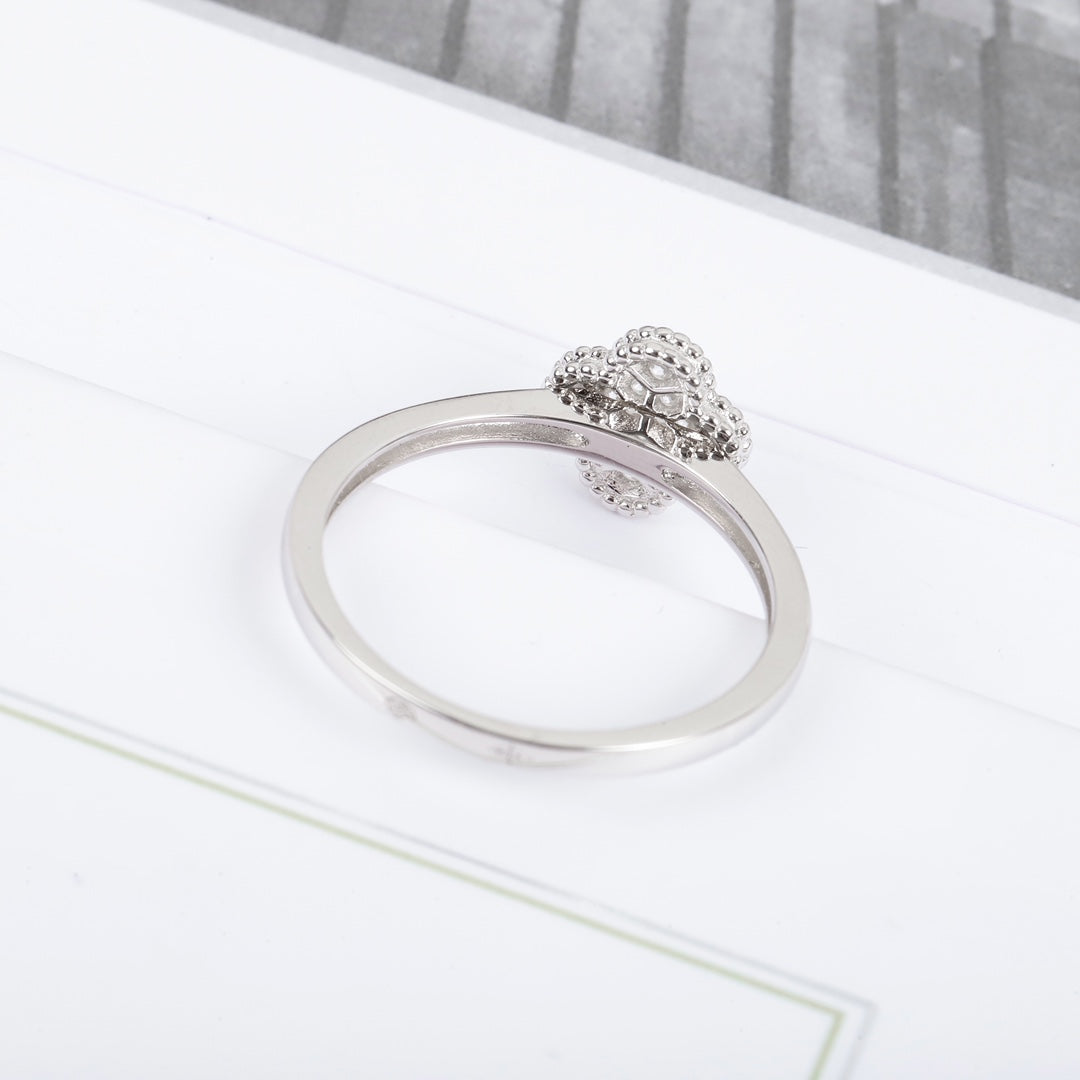Mini Pavé Four-Leaf Clover Ring |Top Tier |