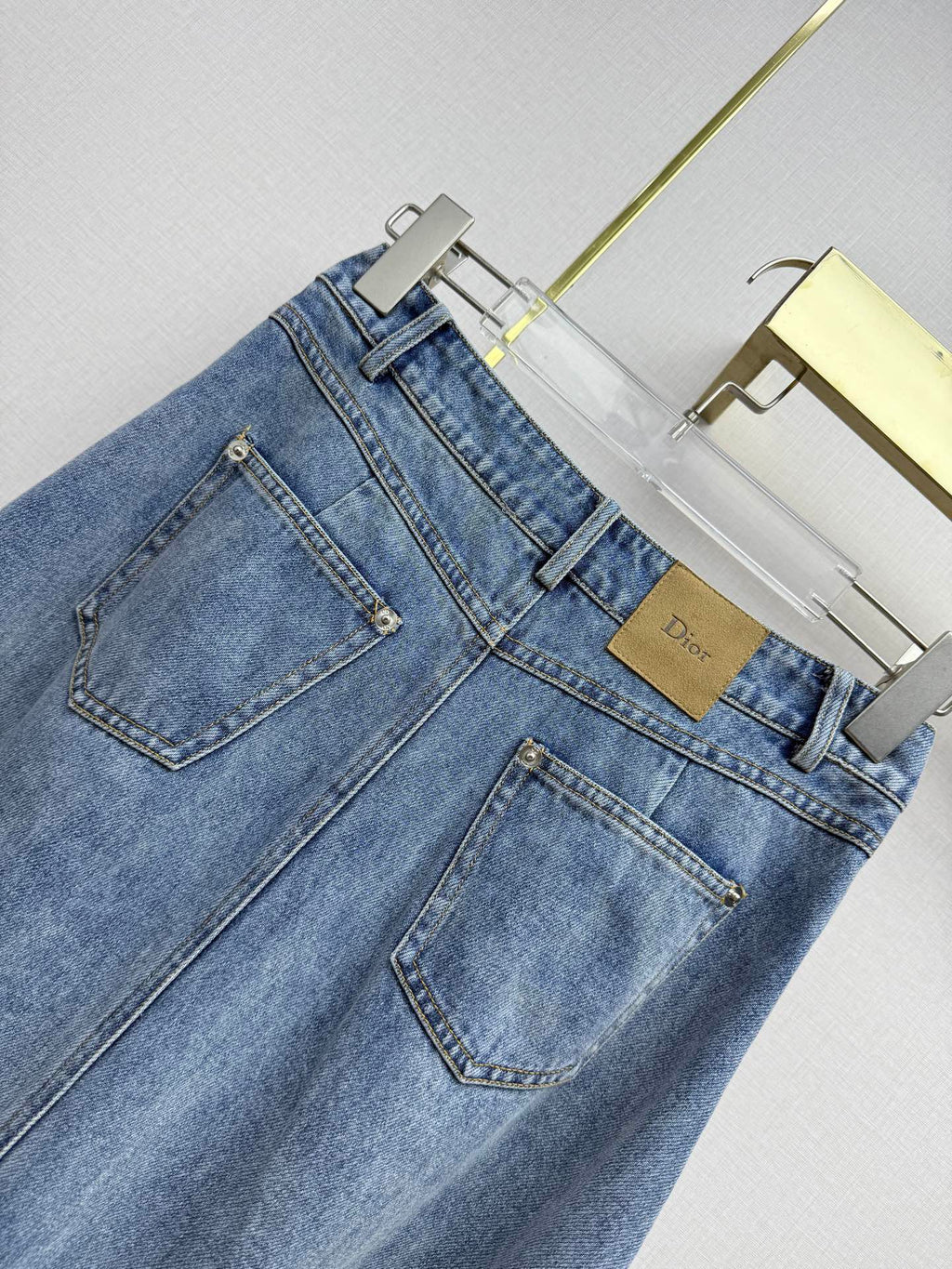 D Denim Midi Skirt — 2026 Spring/Summer 👖✨( high-quality )