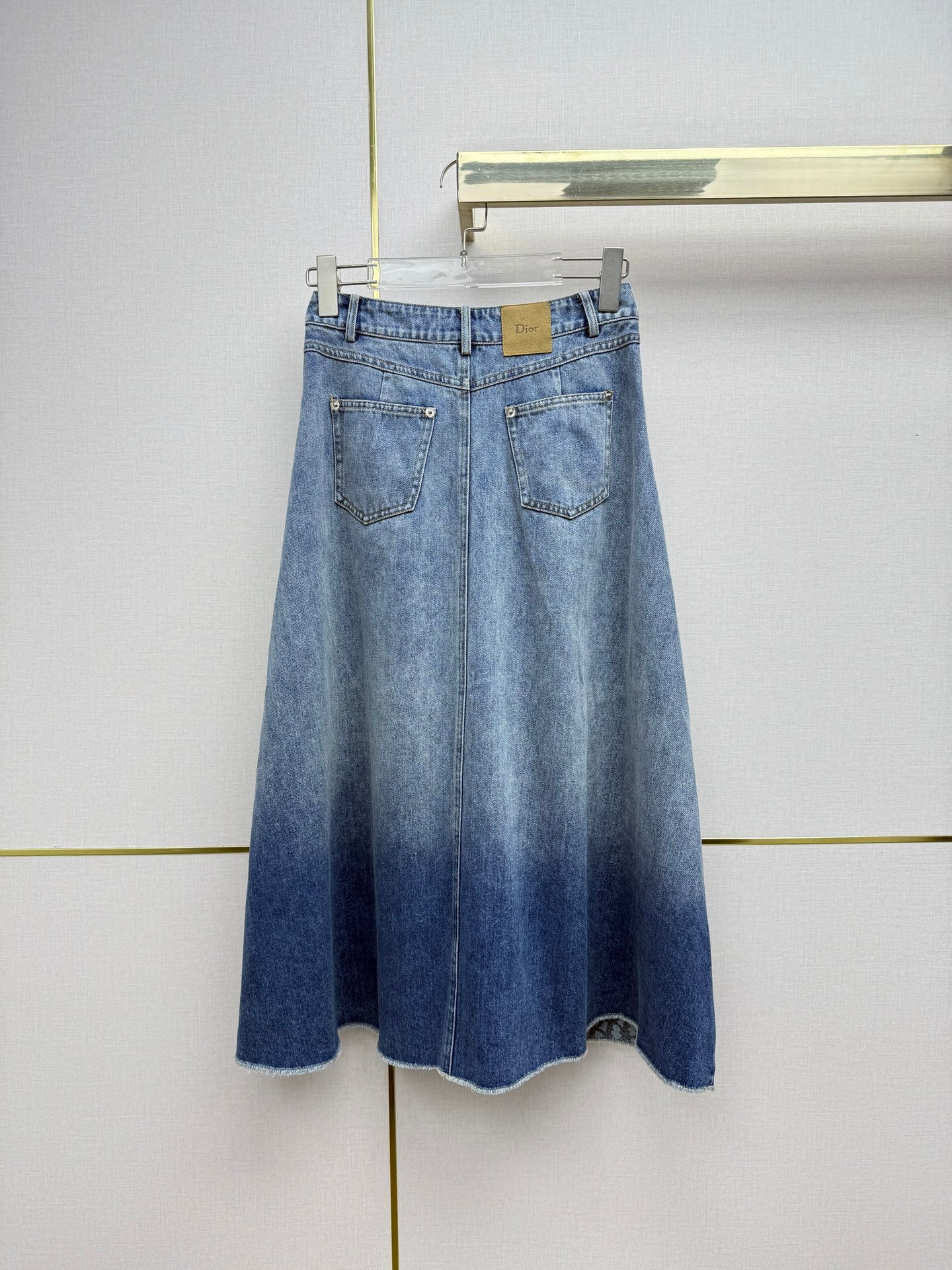 D Denim Midi Skirt — 2026 Spring/Summer 👖✨( high-quality )