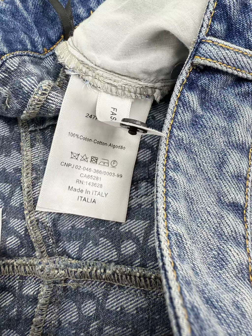 D Denim Midi Skirt — 2026 Spring/Summer 👖✨( high-quality )