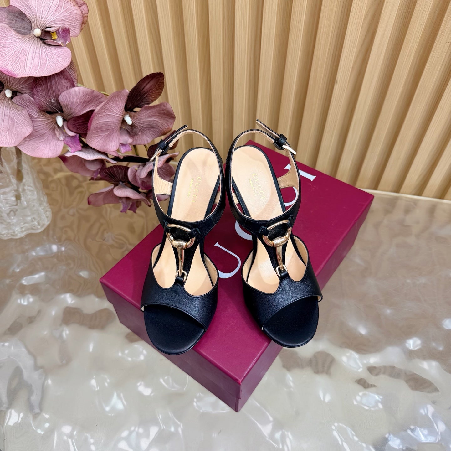 Buckle Thong Heeled Sandals — 2026 Spring/Summer 👠✨