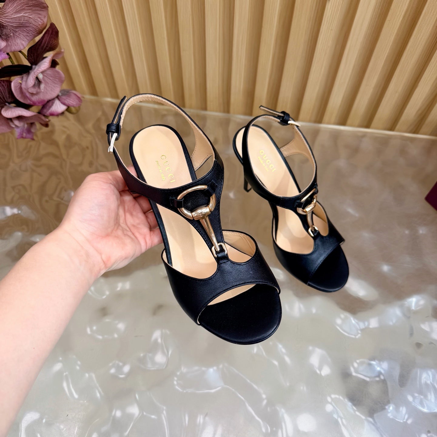 Buckle Thong Heeled Sandals — 2026 Spring/Summer 👠✨