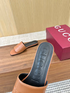 Double J Embossed Slide Sandals — 2026 Spring/Summer 🩴✨