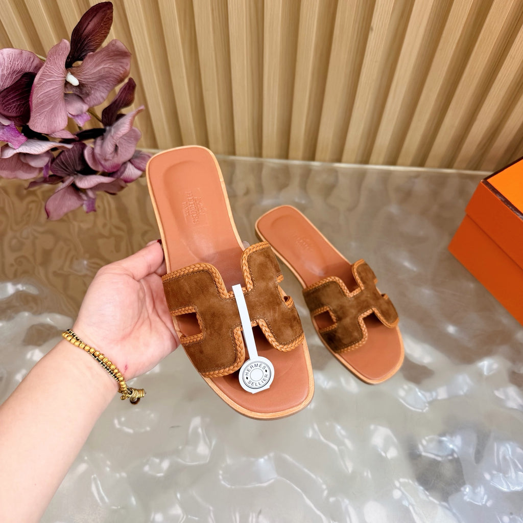 Woven Suede Strap Flat Sandals  🩴✨