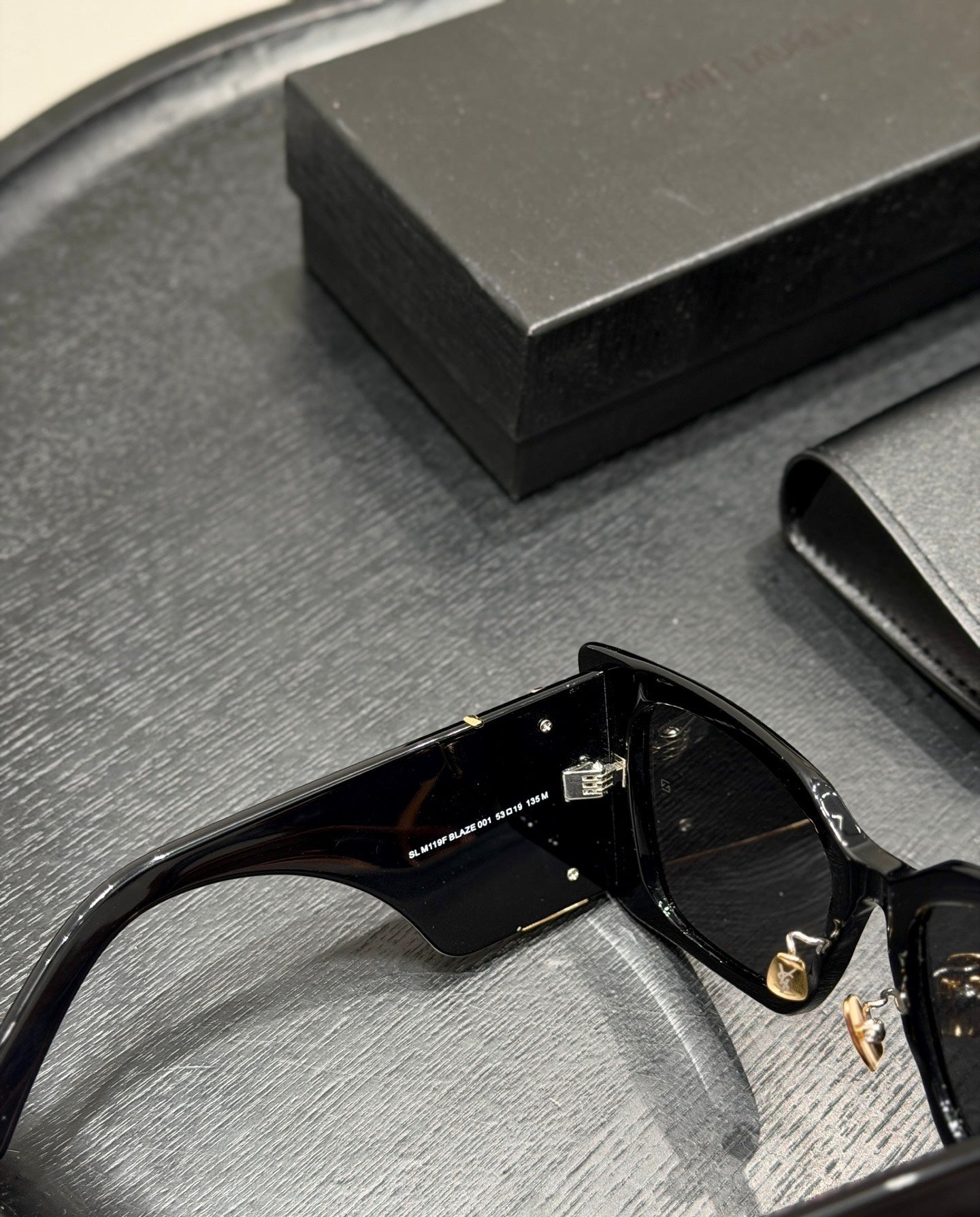 Cat Eye Logo Sunglasses | M119