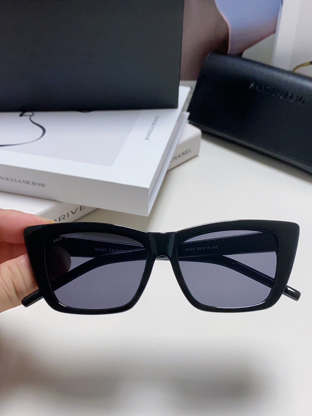 Butterfly Frame Sunglasses | SL276 | Oversized | Anti-UV &amp; Polarized