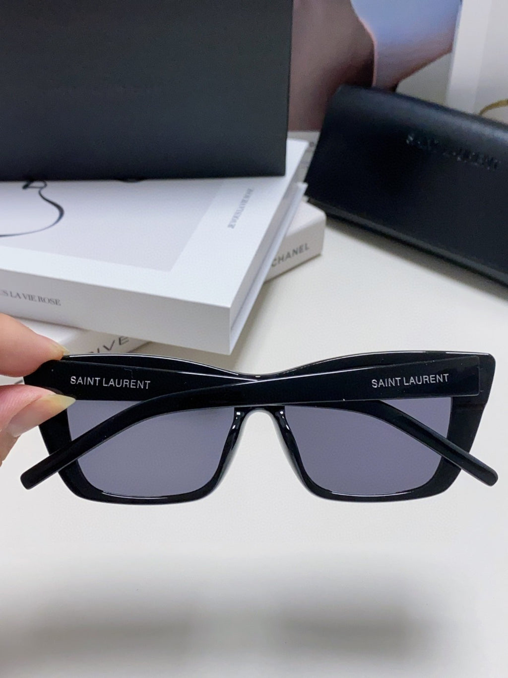 Butterfly Frame Sunglasses | SL276 | Oversized | Anti-UV &amp; Polarized
