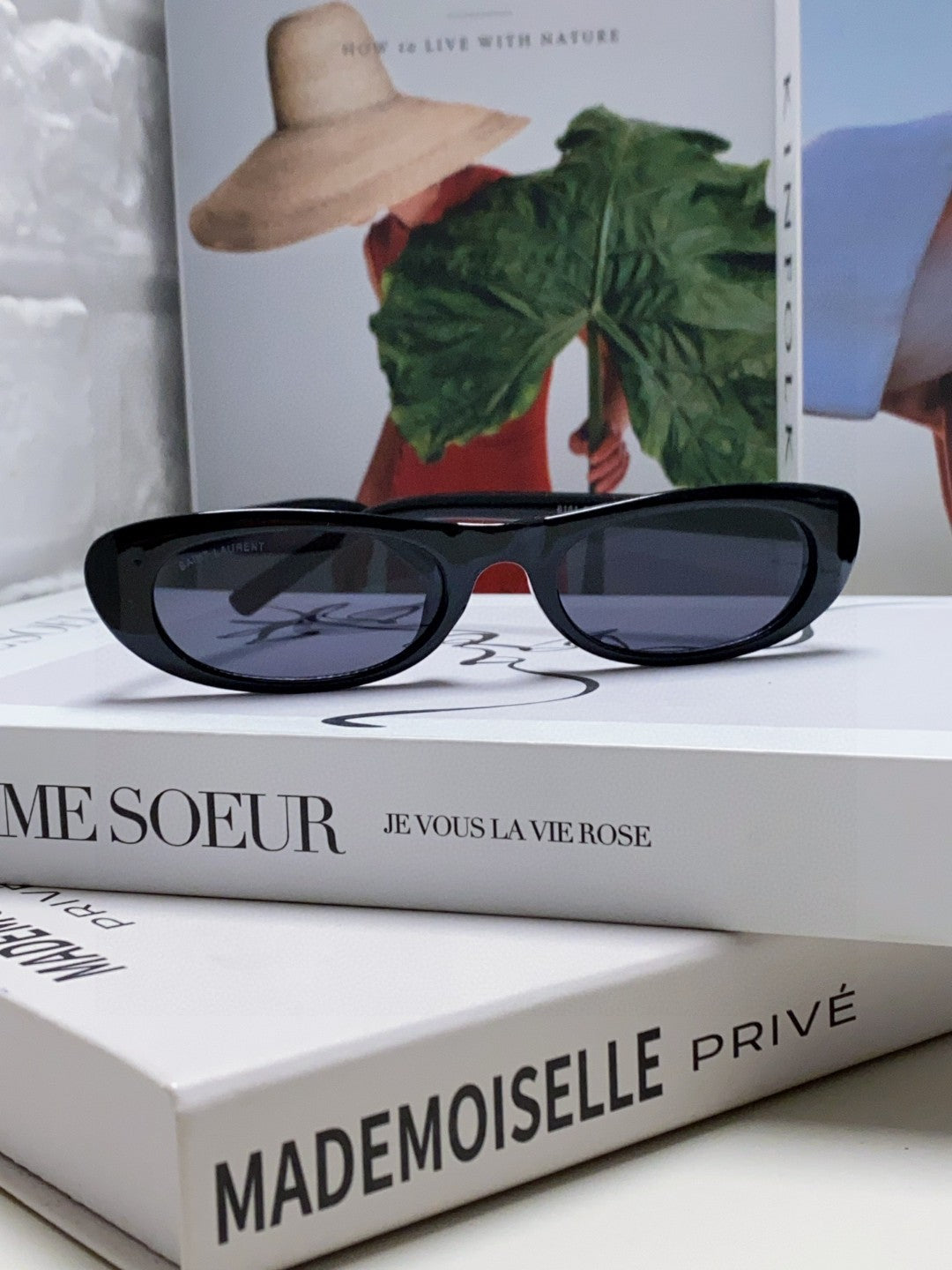 Retro Oval Sunglasses | Slim Narrow Frame | Unisex