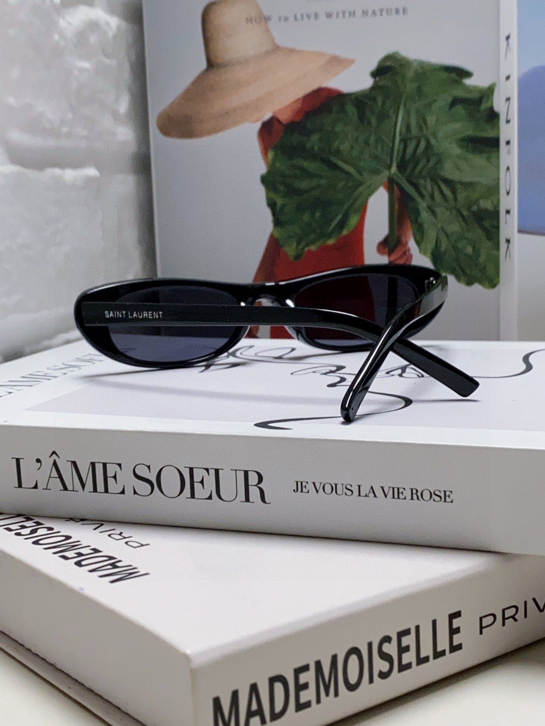 Retro Oval Sunglasses | Slim Narrow Frame | Unisex