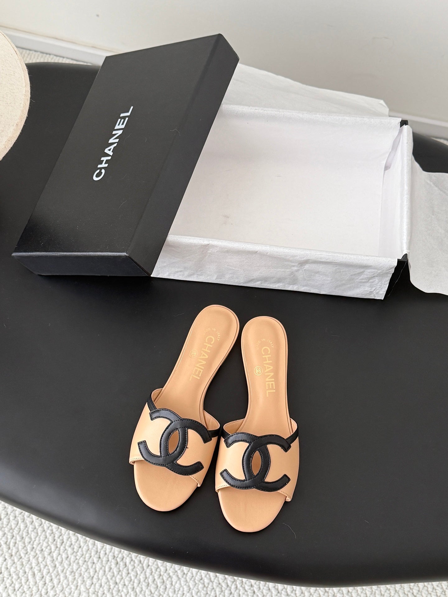 Premium Quality | Flip Flops | 26P | Calfskin & Lambskin
