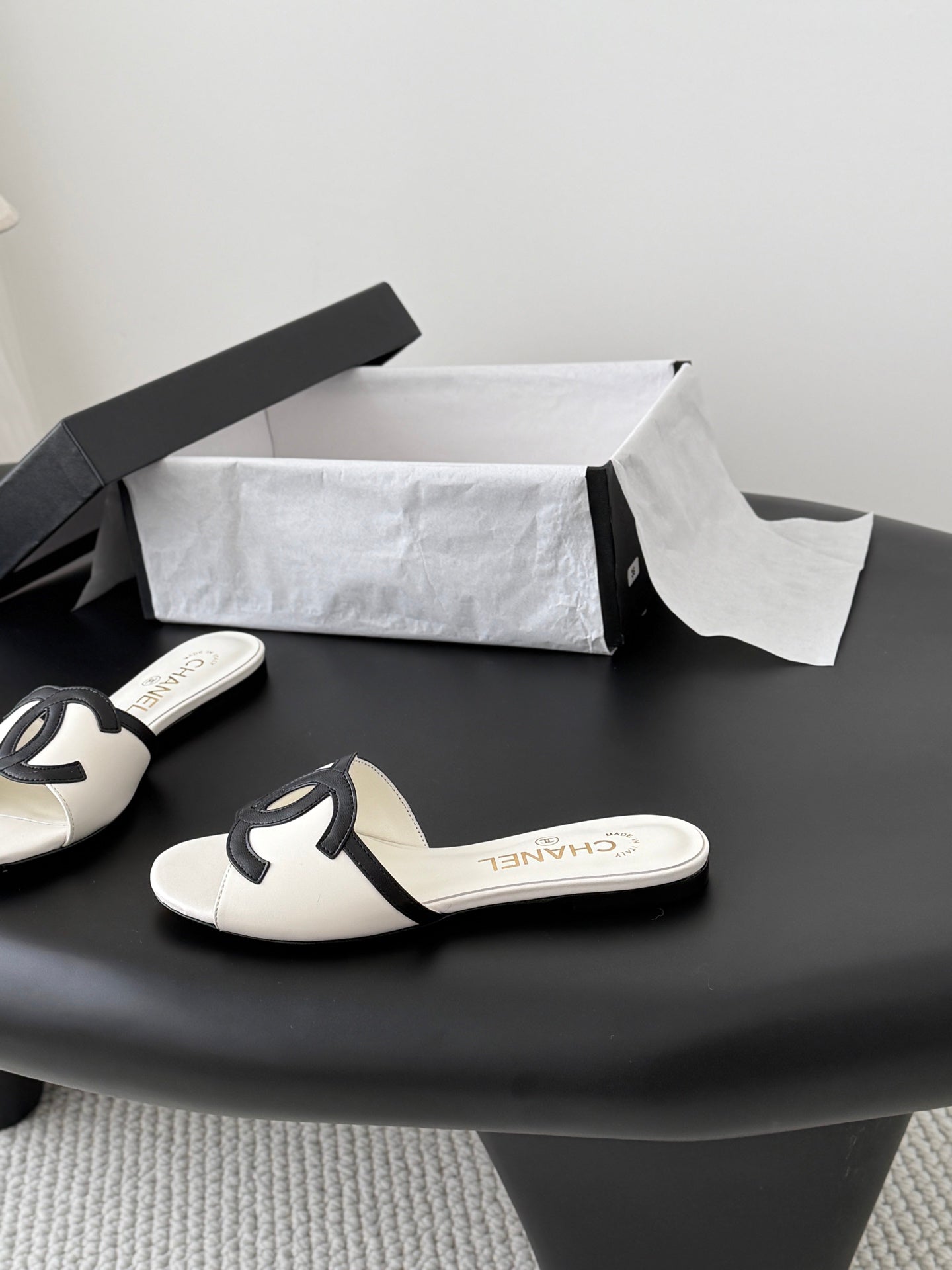 Premium Quality | Flip Flops | 26P | Calfskin & Lambskin