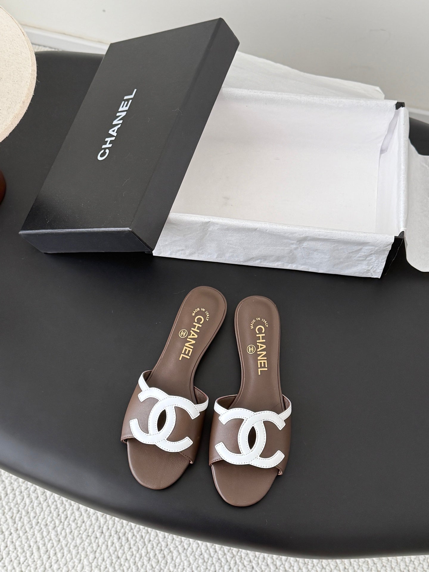 Premium Quality | Flip Flops | 26P | Calfskin & Lambskin