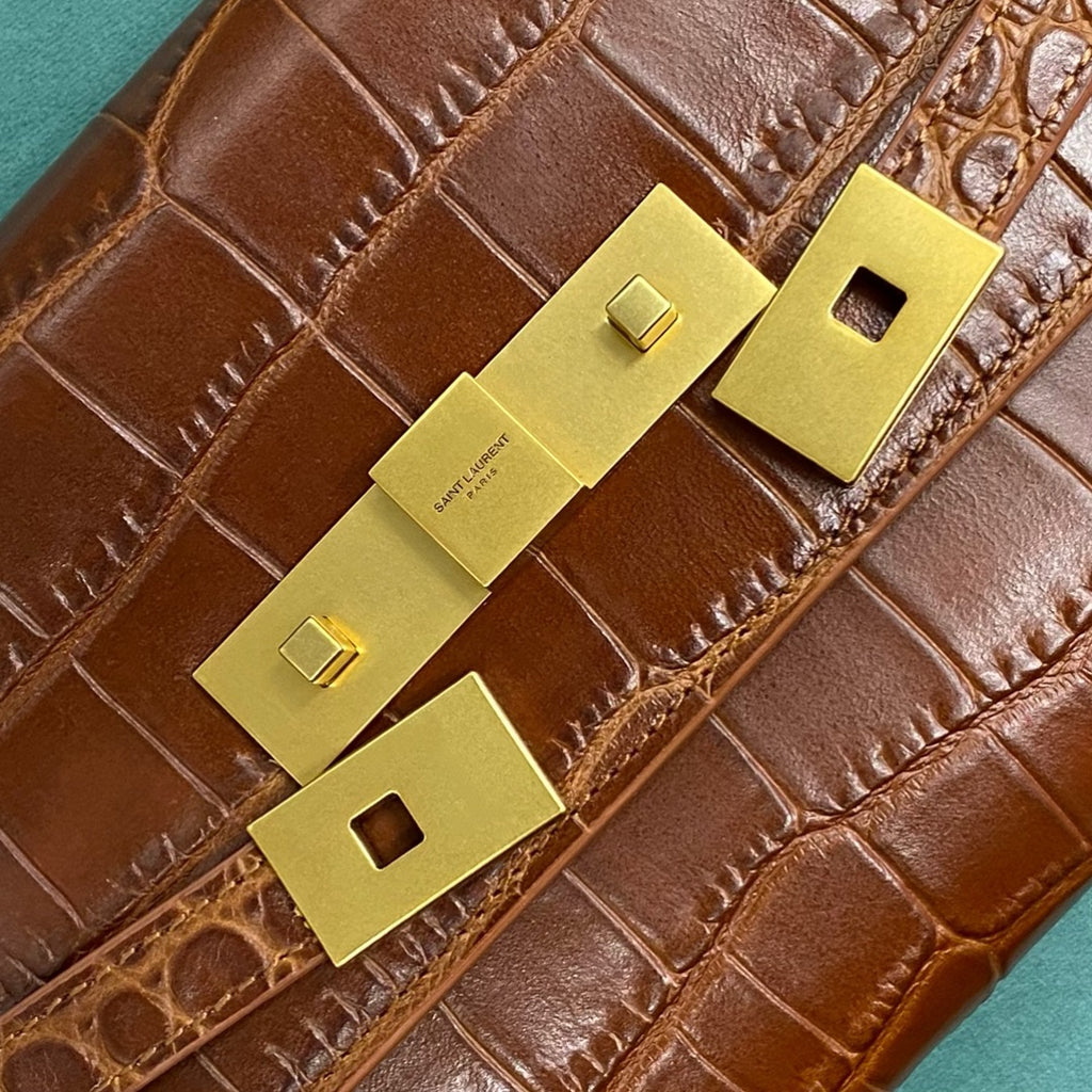 Y Crocodile-Embossed Clutch Bag (Premium quality)