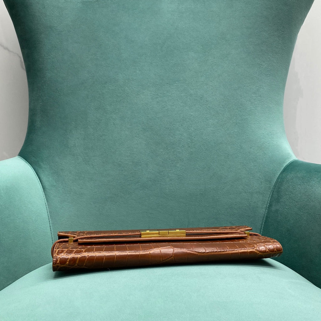Y Crocodile-Embossed Clutch Bag (Premium quality)
