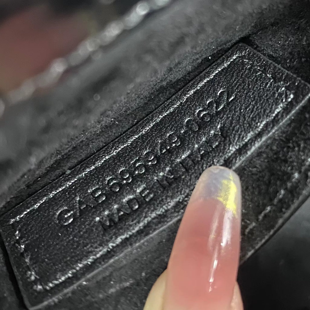 Y Crocodile-Embossed Clutch Bag (Premium quality)