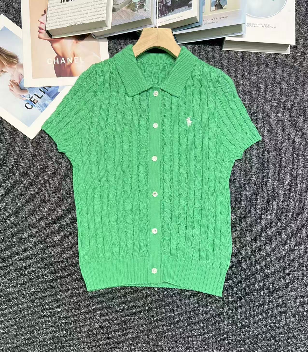 🐴 Cable-Knit Logo Polo Shirt