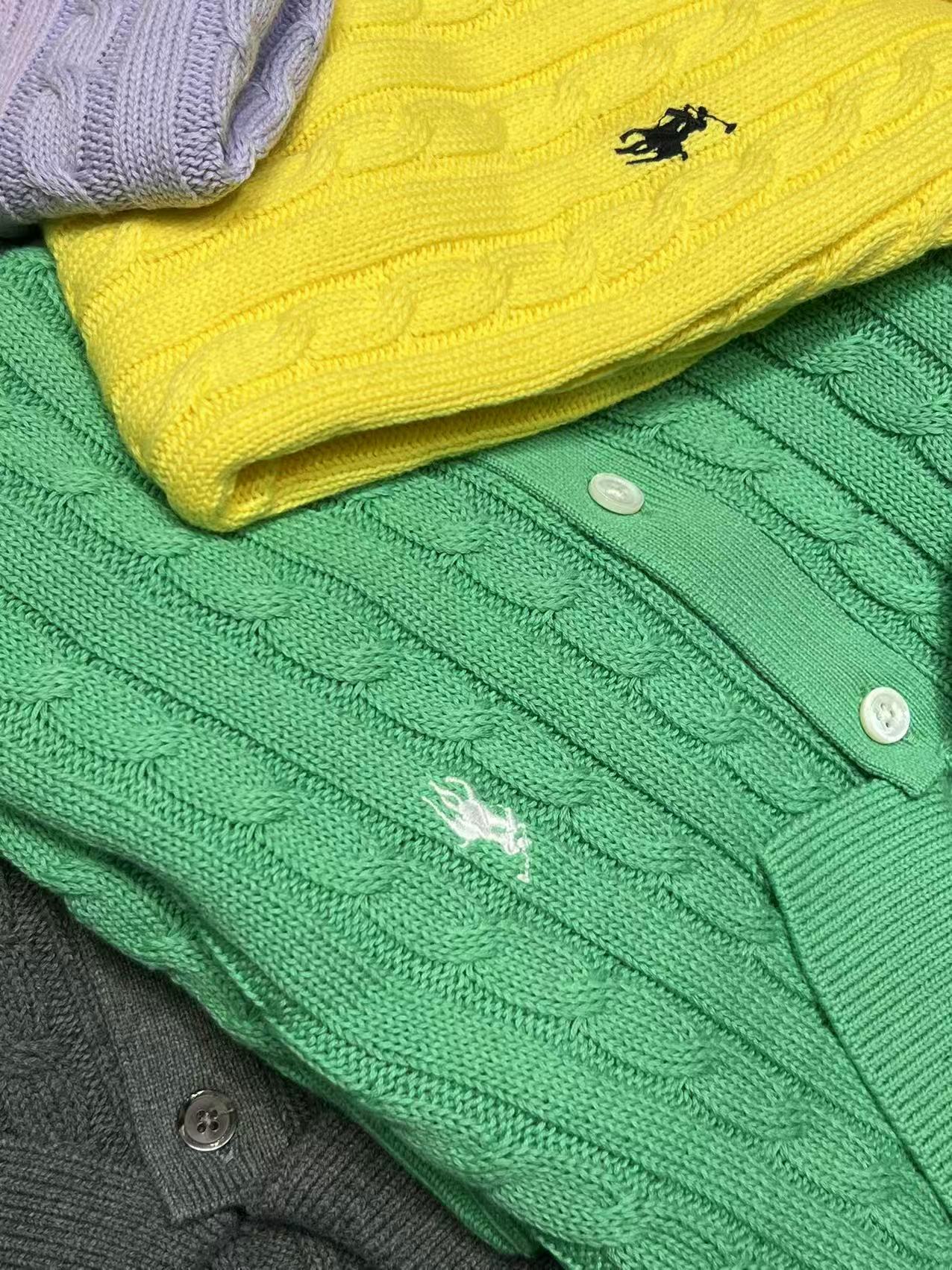🐴 Cable-Knit Logo Polo Shirt