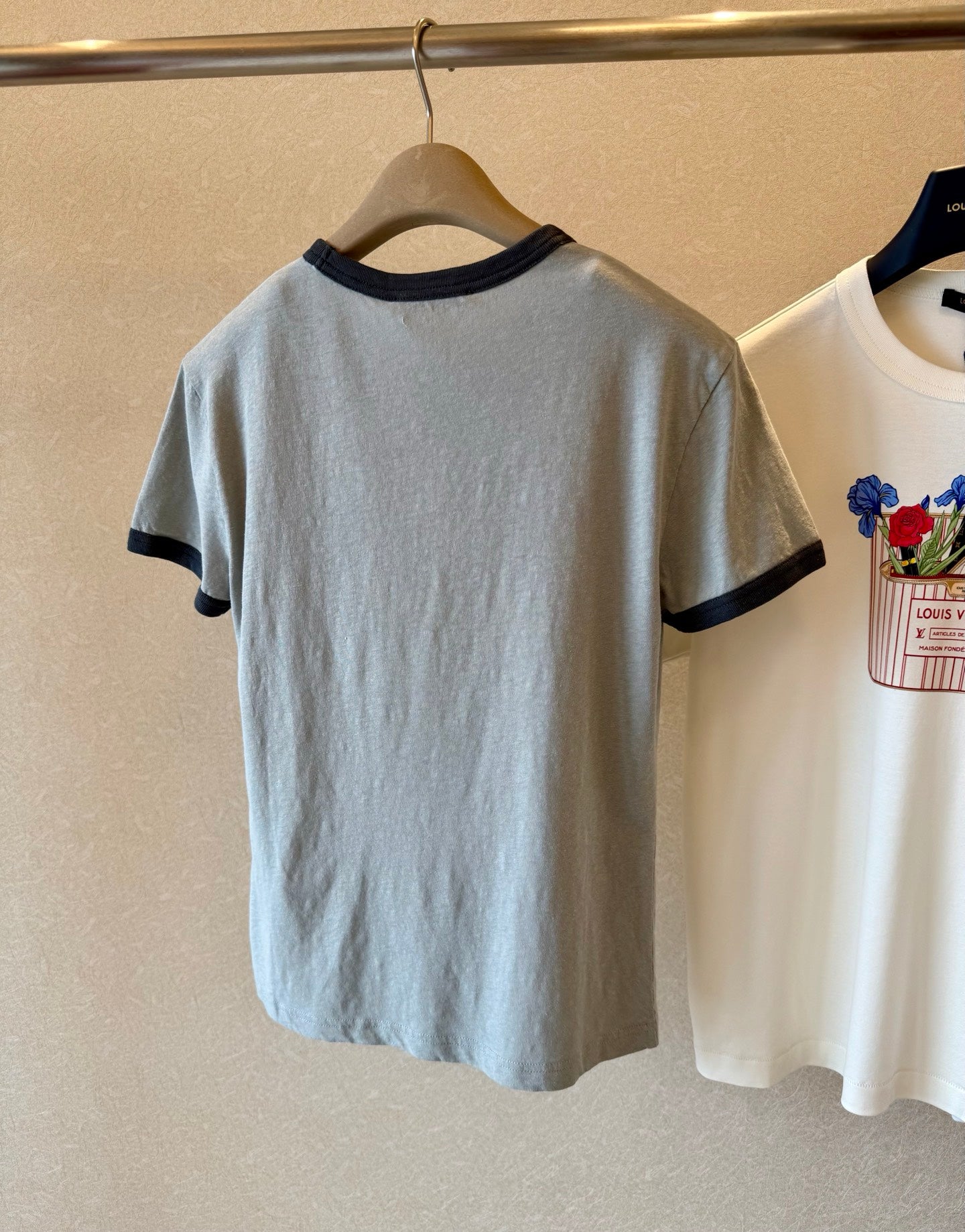 🌹 Vintage Rose Contrast-Trim T-Shirt