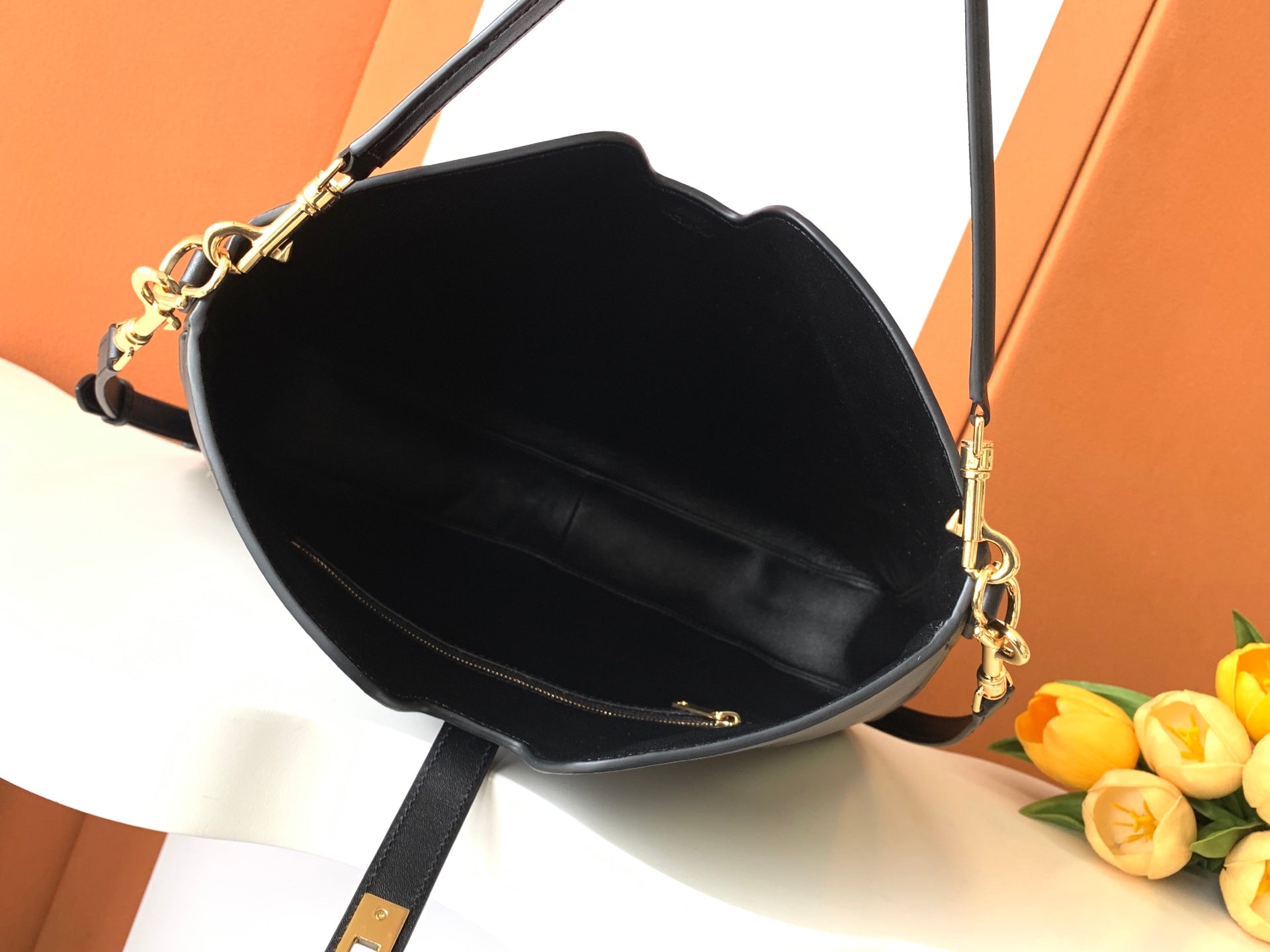 Camille 16 Soft Bag | Smooth Calfskin |Premium Quality|