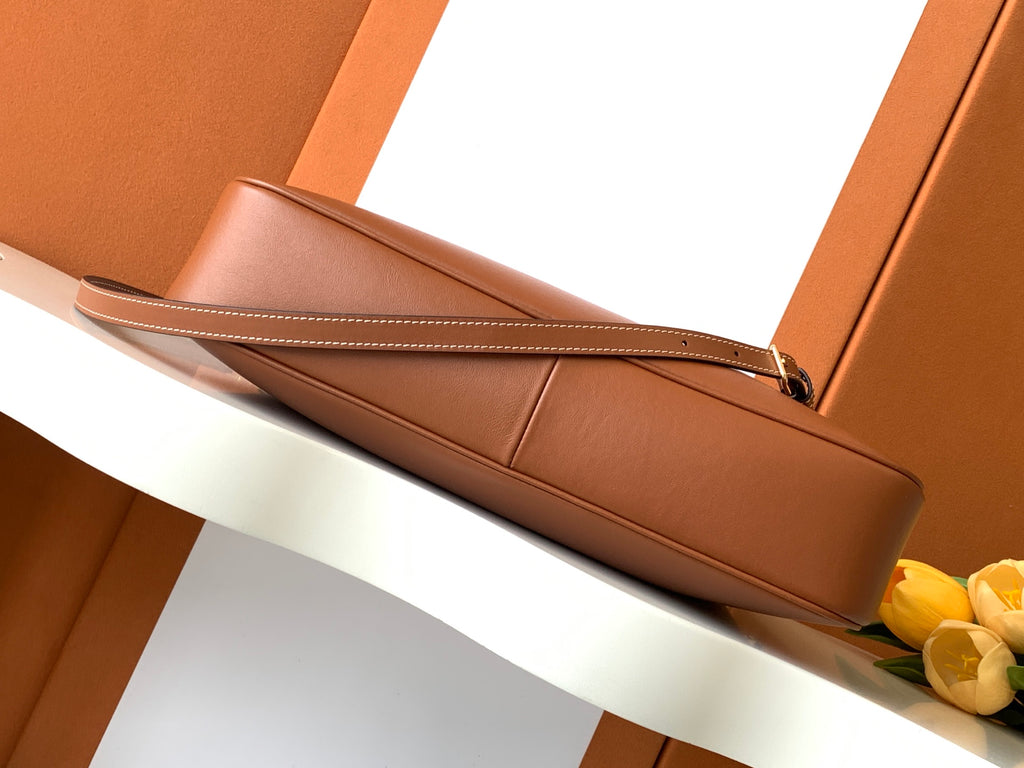 Camille 16 Soft Bag | Smooth Calfskin |Premium Quality|
