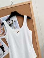 Metal V Logo Ribbed Slim Vest | White | S · M · L