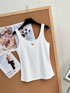Metal V Logo Ribbed Slim Vest | White | S · M · L