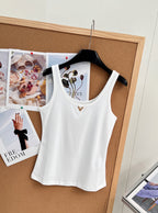Metal V Logo Ribbed Slim Vest | White | S · M · L