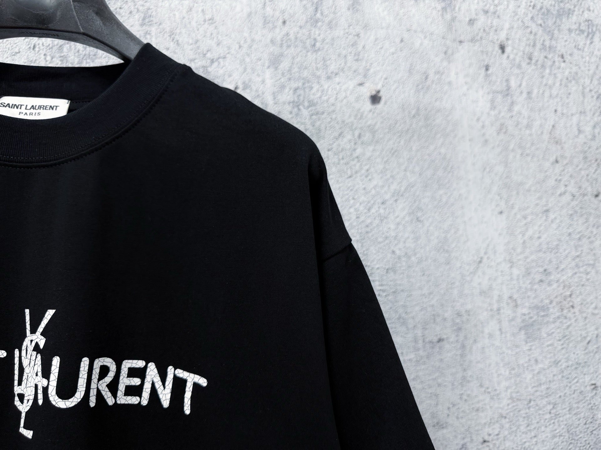 Cracked Print Cotton Tee | Black & White