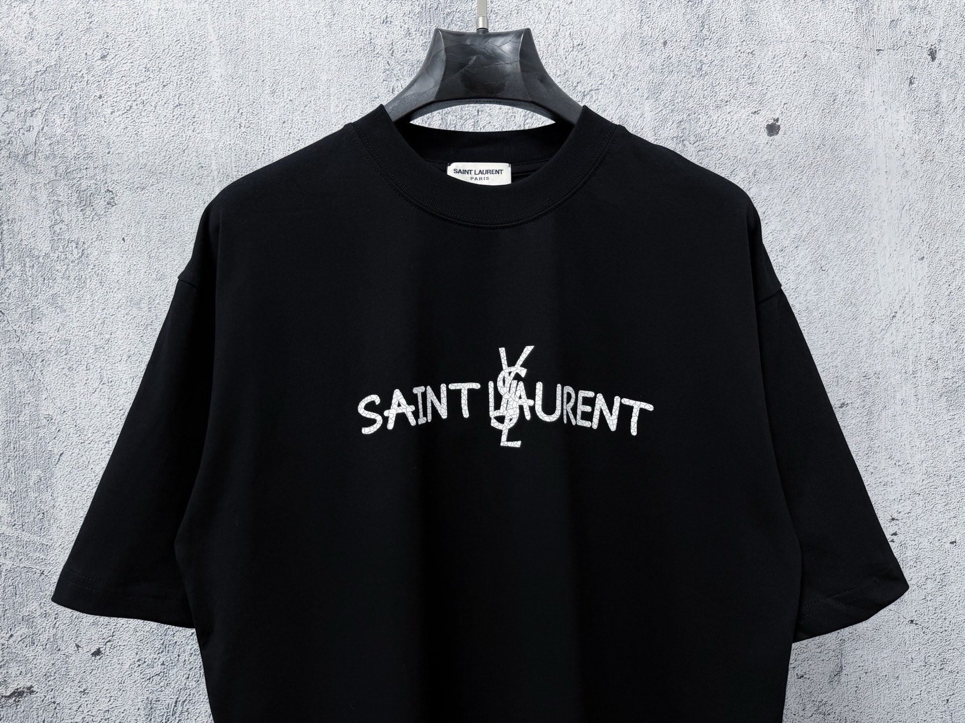 Cracked Print Cotton Tee | Black & White