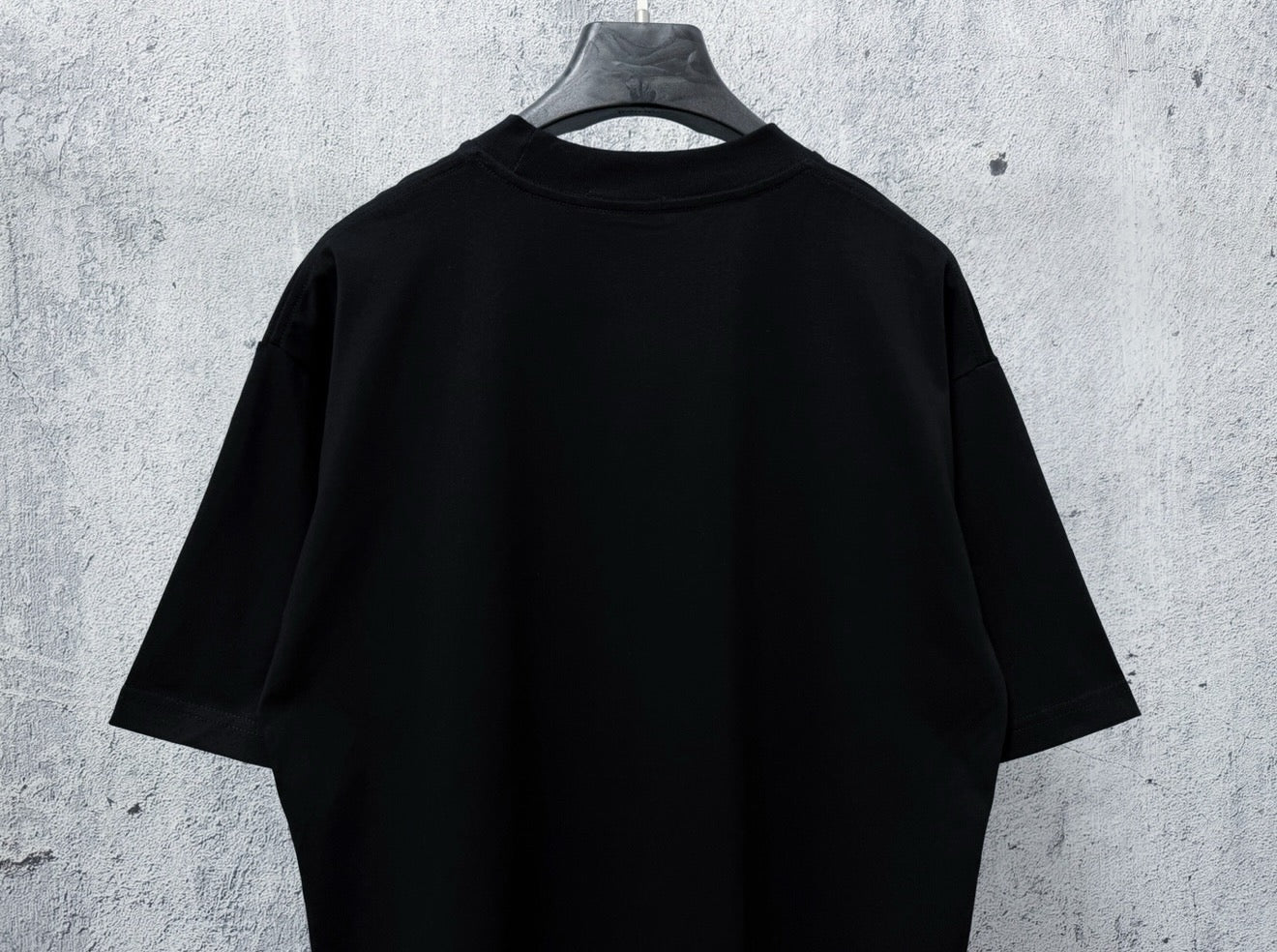 Cracked Print Cotton Tee | Black & White