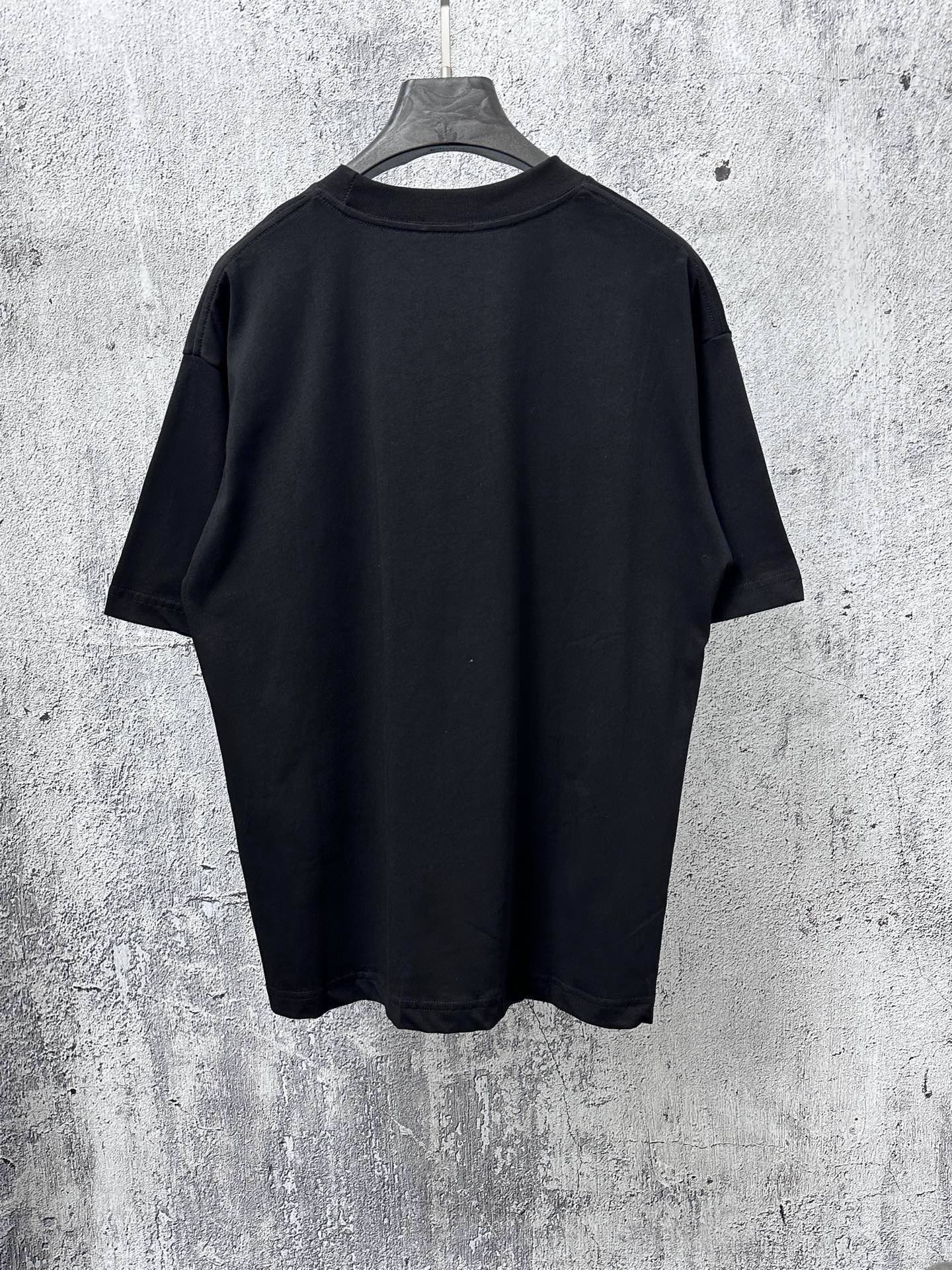 Letter Logo Tee | 25SS | Black & White