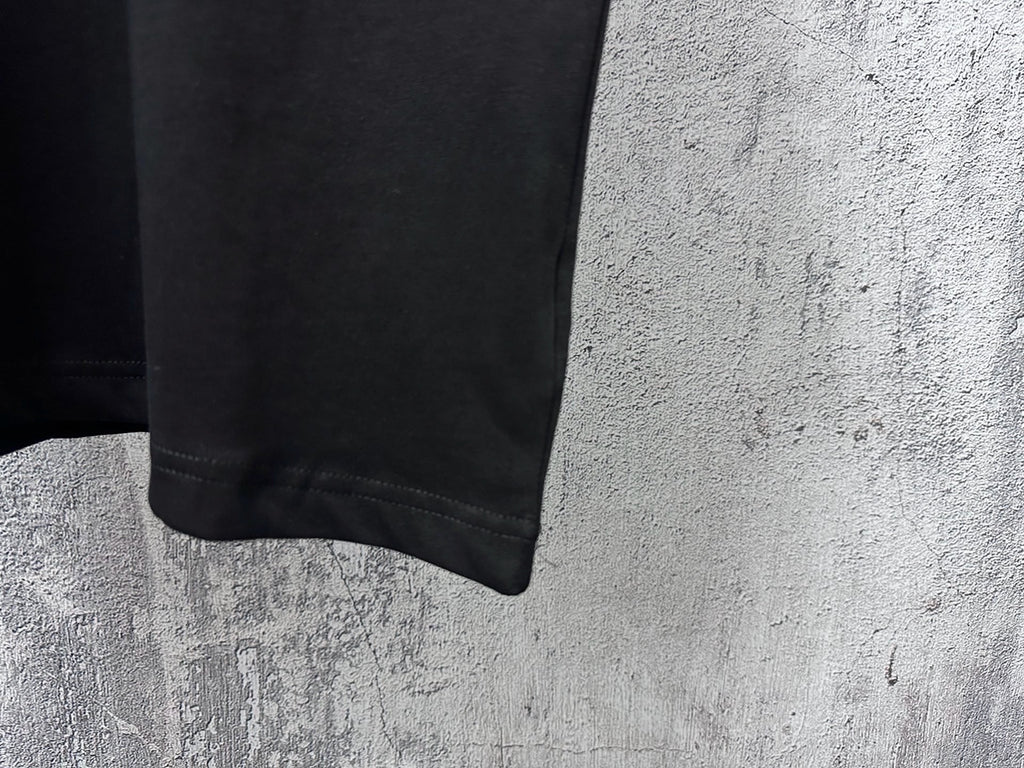 Letter Logo Tee | 25SS | Black & White