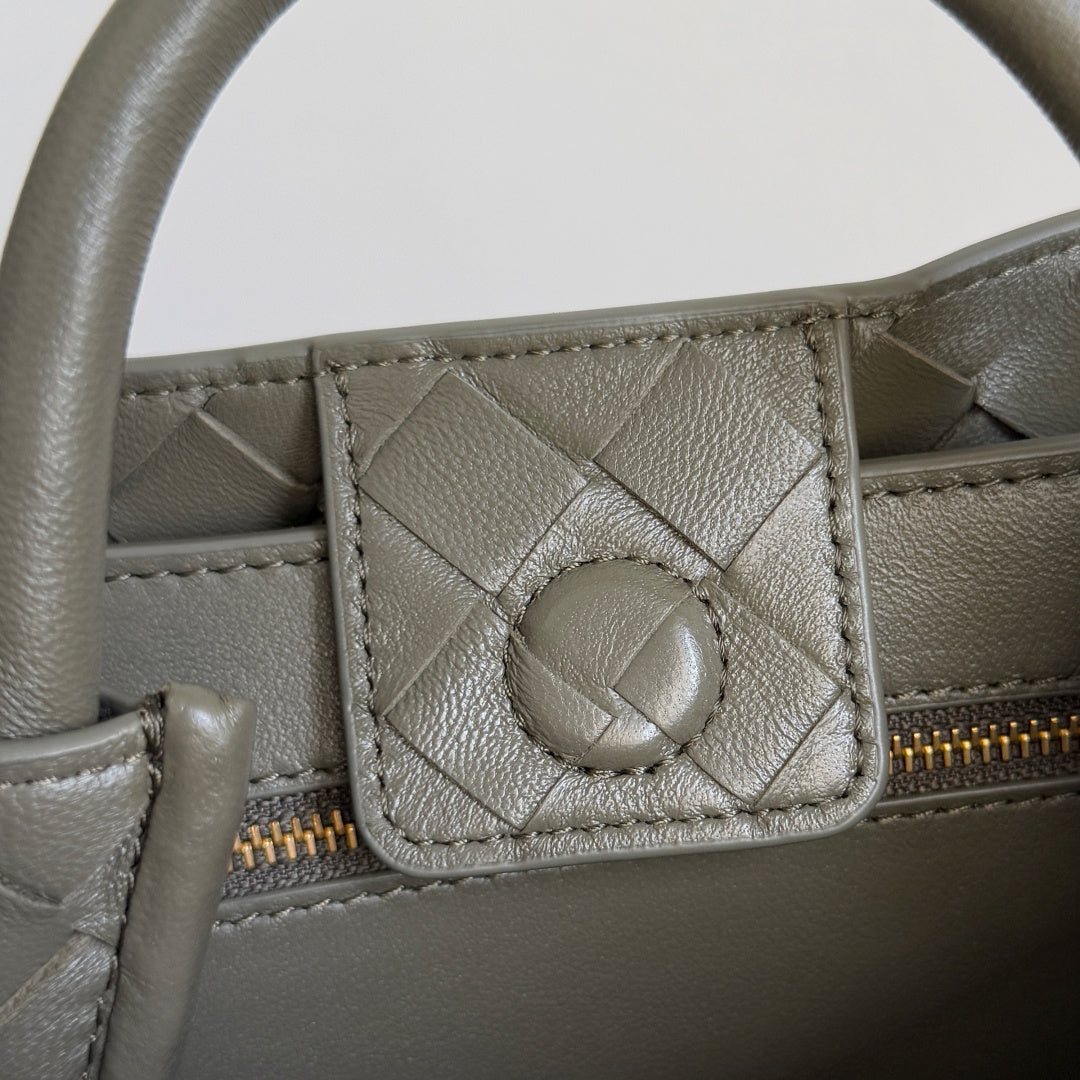 Andiamo Intrecciato Bag | Lambskin | Premium Quality|