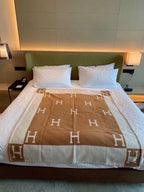 Merino Wool &  Cashmere Throw Blanket | Double-Sided Jacquard |