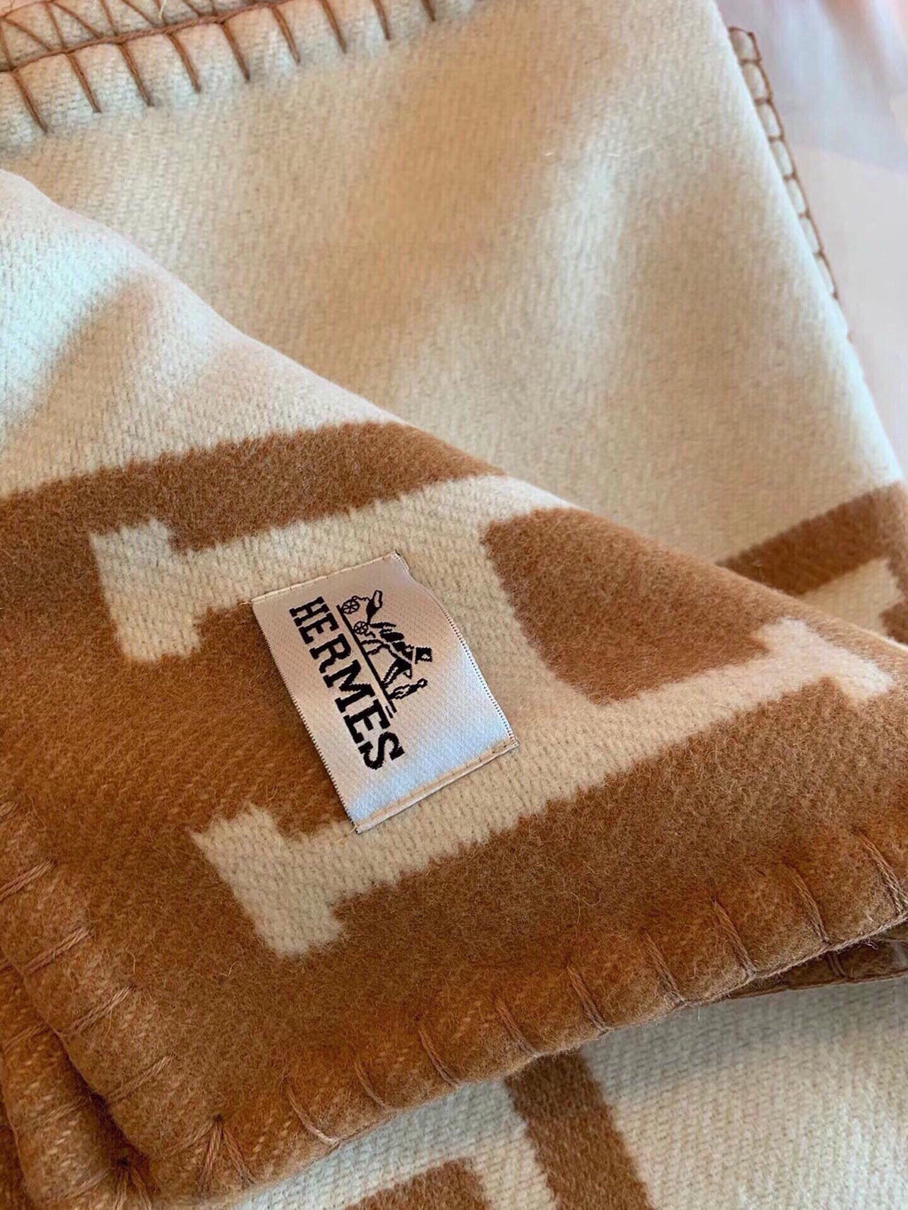 Merino Wool &  Cashmere Throw Blanket | Double-Sided Jacquard |