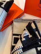 Merino Wool &  Cashmere Throw Blanket | Double-Sided Jacquard |