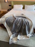 Merino Wool &  Cashmere Throw Blanket | Double-Sided Jacquard |