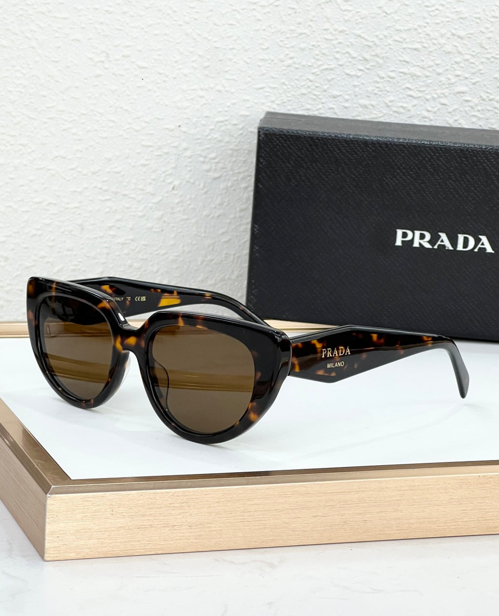 PR 2197S Sunglasses