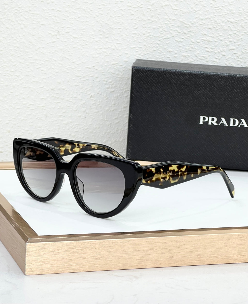 PR 2197S Sunglasses
