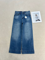 Wide-Leg Straight Cropped Jeans