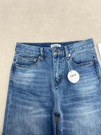 Wide-Leg Straight Cropped Jeans