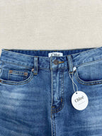 Wide-Leg Straight Cropped Jeans