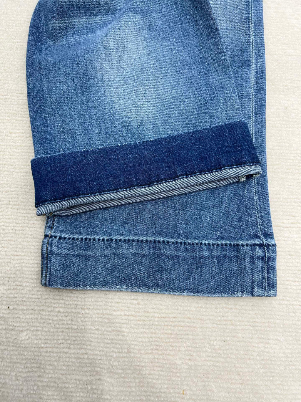 Wide-Leg Straight Cropped Jeans