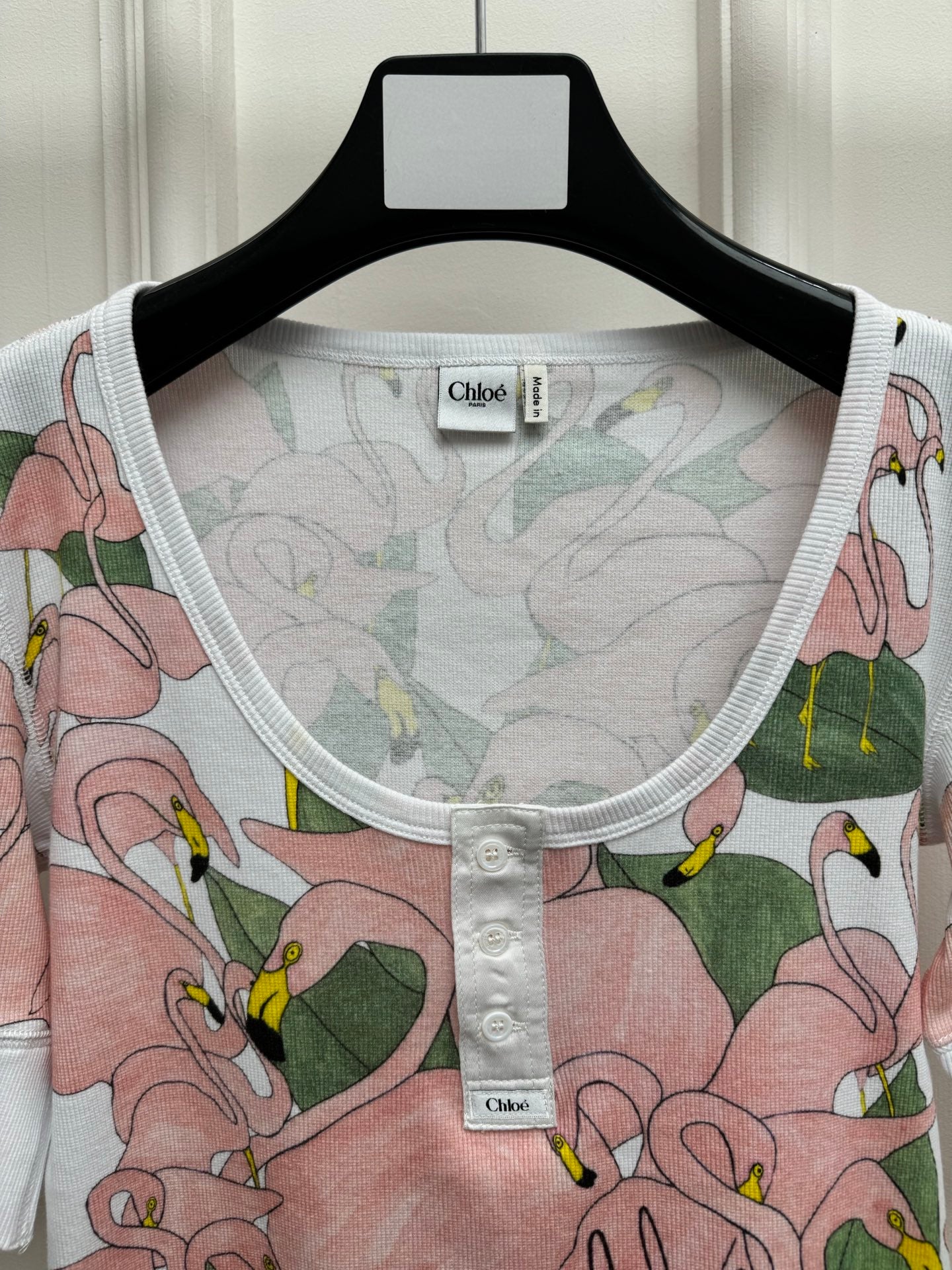 Flamingo Print U-Neck Tee | 2026 SS