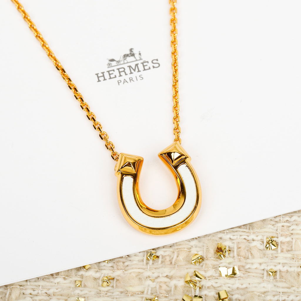 Tonnerre Horse Shoe Necklace