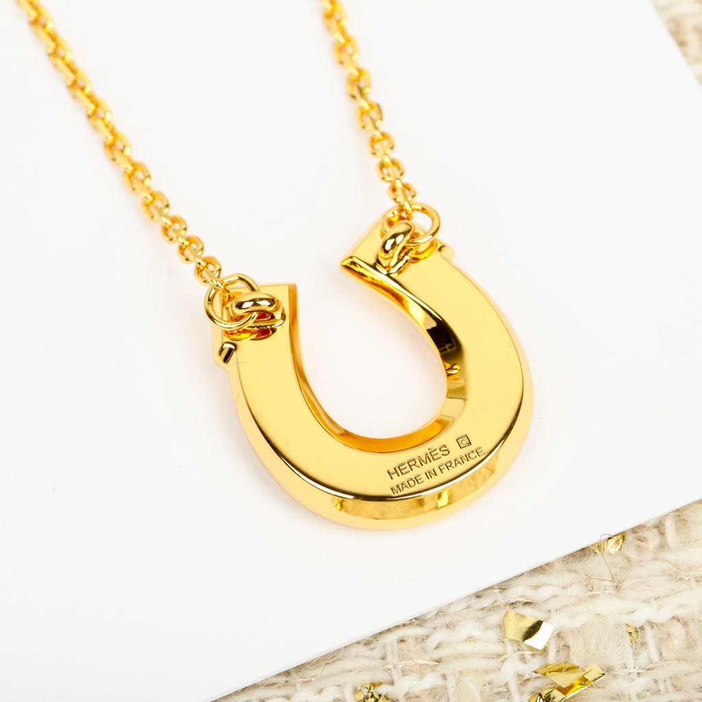 Tonnerre Horse Shoe Necklace