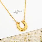Tonnerre Horse Shoe Necklace