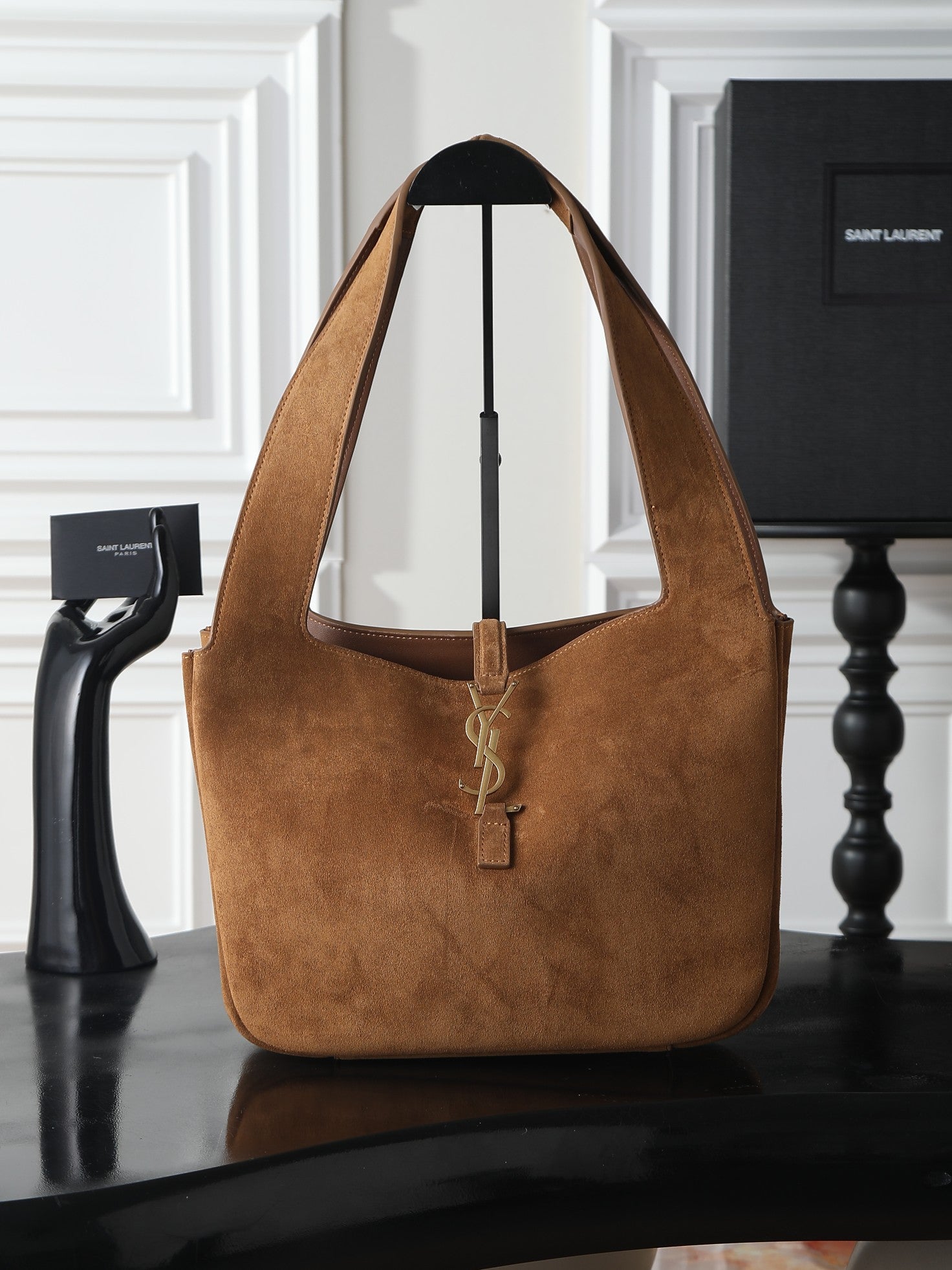 Bea Medium Hobo Bag  (Premium Quality )