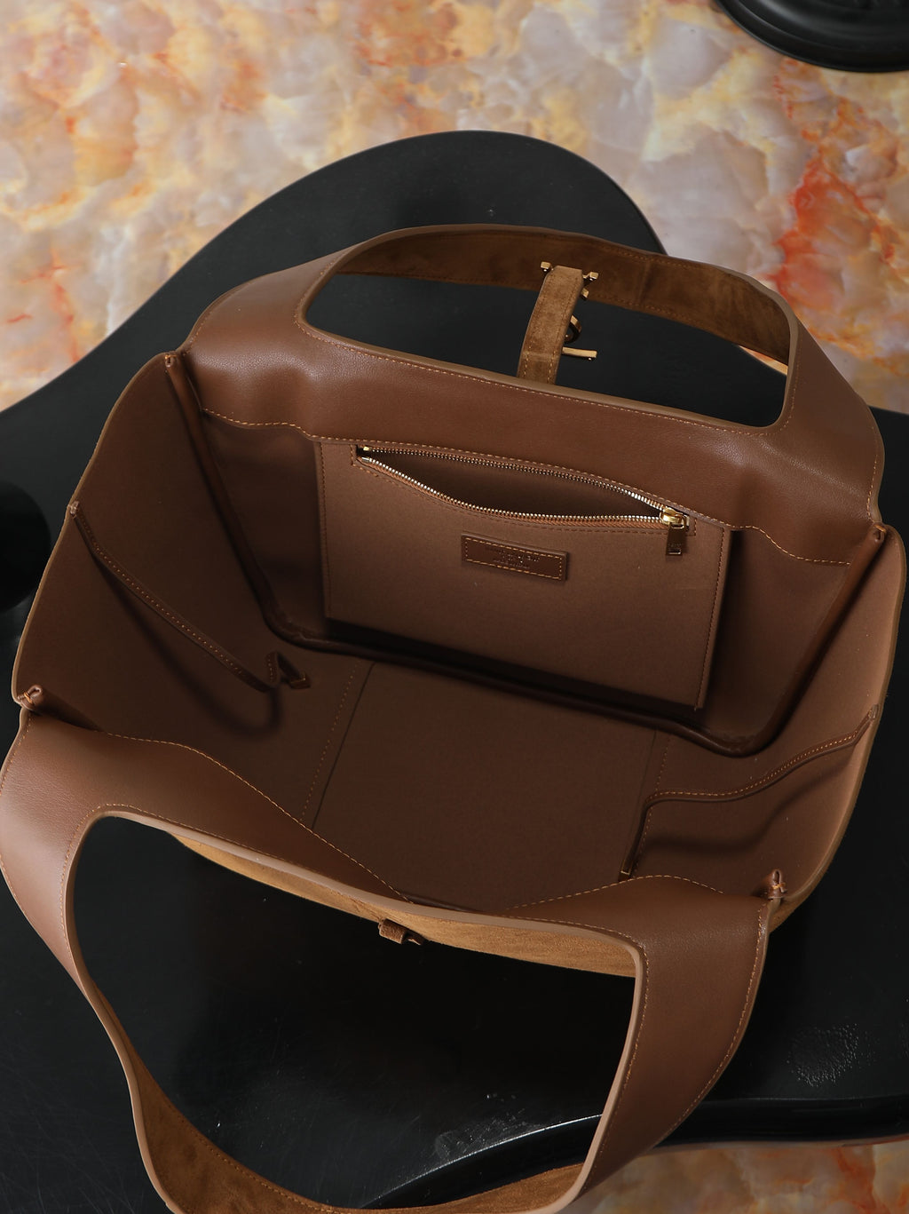 Bea Medium Hobo Bag  (Premium Quality )